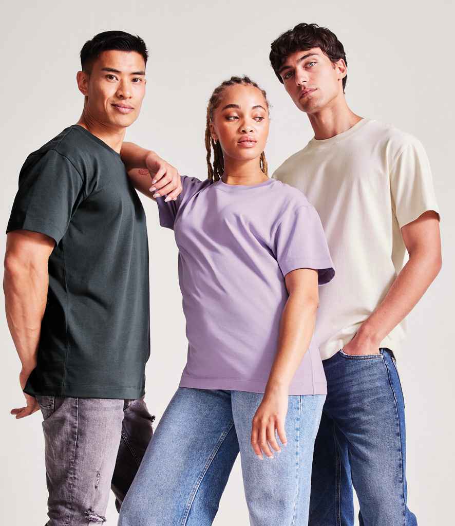 AM15 LAV MODEL 1 HERO